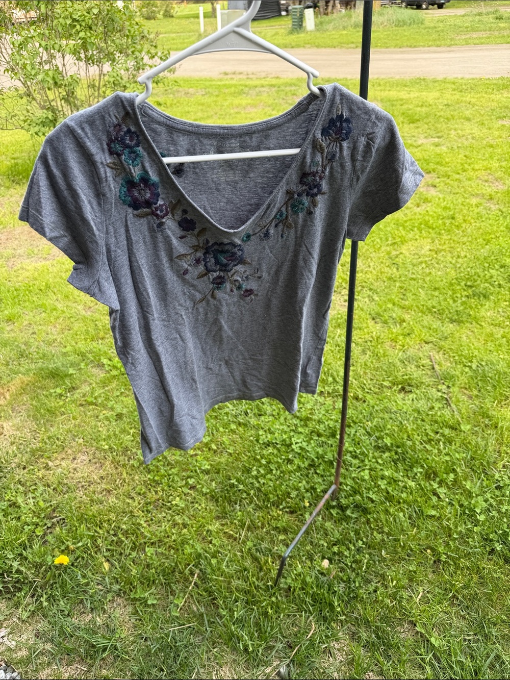 Sonoma Gray Short-Sleeve V-Neck Top with Teal & Purple Embroidery